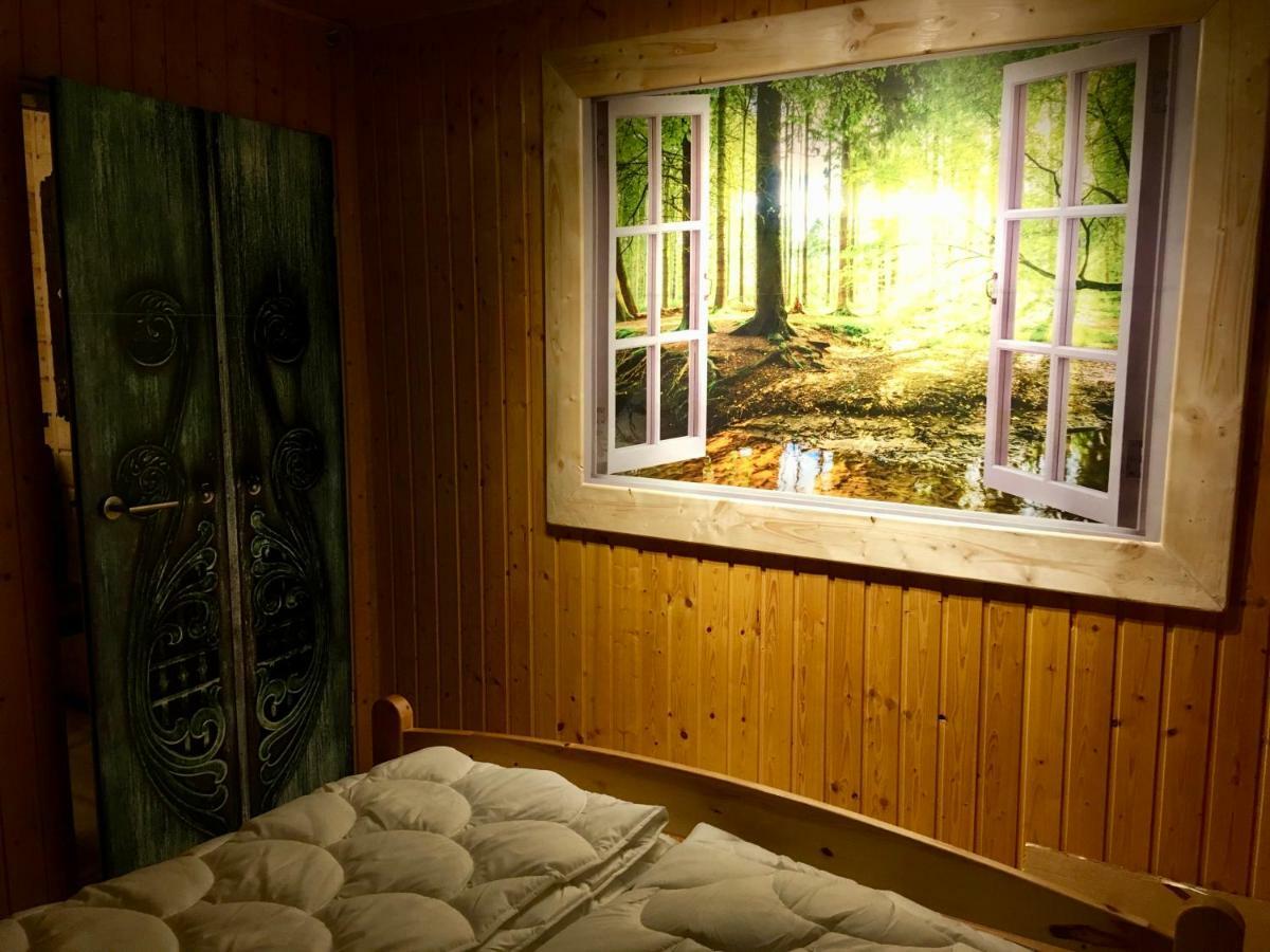 Holzhaus Trollbluemchen Am Wald Und See Neuruppin Buitenkant foto